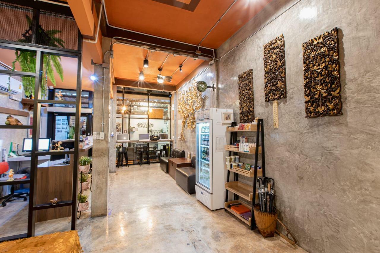 The Alley Hostel&Bistro Μπανγκόκ Εξωτερικό φωτογραφία